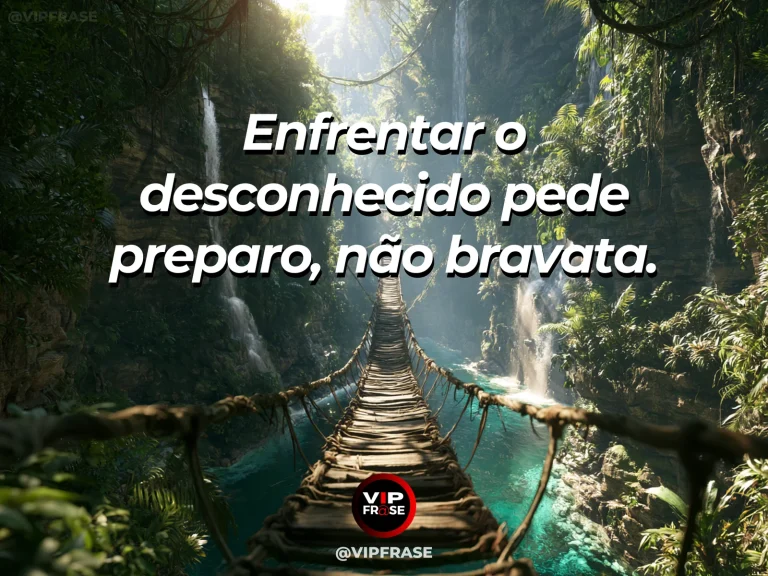 Mensagem de coragem sobre preparar-se com responsabilidade diante do incerto, com mochila, corda e mapa sem inscrições na entrada de uma trilha.