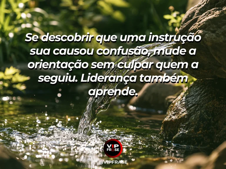Frase de sabedoria sobre responsabilidade de quem lidera, com mesa de jardinagem com mapa em branco e ferramentas.