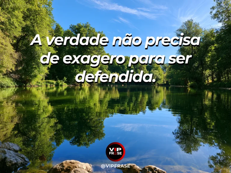 Frase de sabedoria sobre verdade sem exageros, com fonte pequena de água perfeitamente cristalina no jardim.