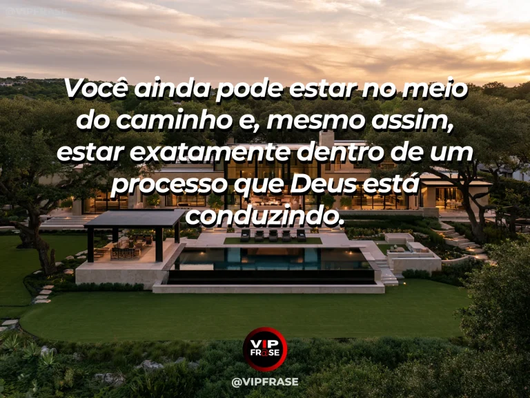 Arte sobre deus não abandona processos incompletos, com jardim parcialmente florido com novos plantios em andamento.
