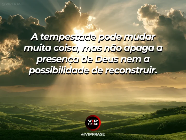 Frase sobre Deus com vale montanhoso após uma tempestade, com arco de luz atravessando as nuvens e vegetação viva.