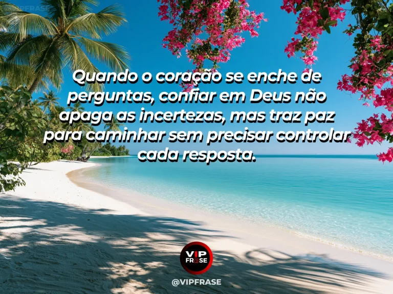 Mensagem sobre paz em Deus com praia serena ao amanhecer.