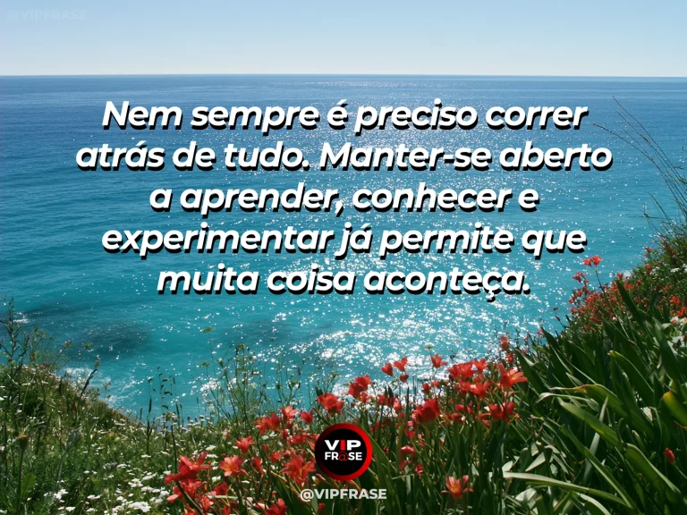 Terraço com portas abertas para um jardim e horizonte azul, representando uma mensagem de esperança.