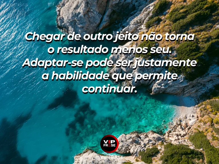 Ponte curva atravessando um lago turquesa entre montanhas, representando uma mensagem de esperança.