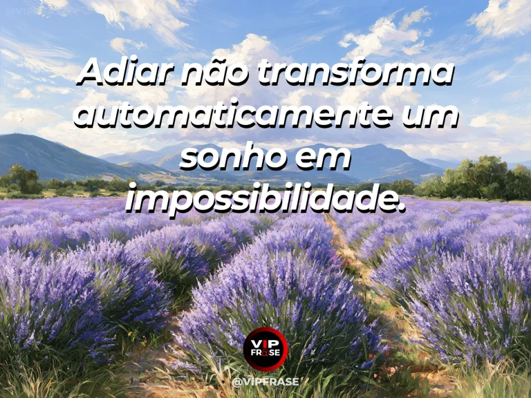 Frase de esperança com campo de lavanda ao entardecer com horizonte aberto.