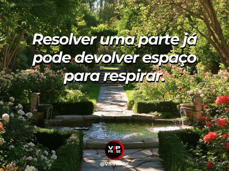 Frase de esperança com degraus de jardim subindo em etapas entre flores e luz.