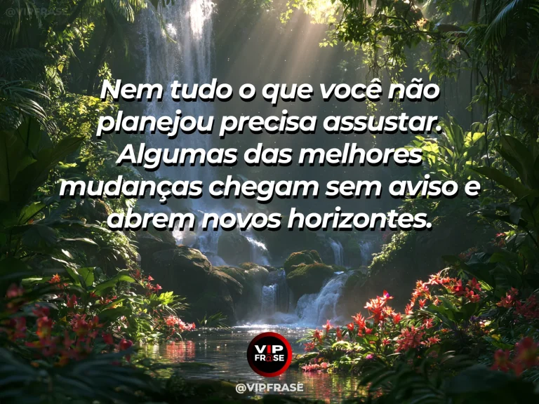 Cachoeira escondida em floresta tropical, simbolizando esperança nas boas surpresas da vida.