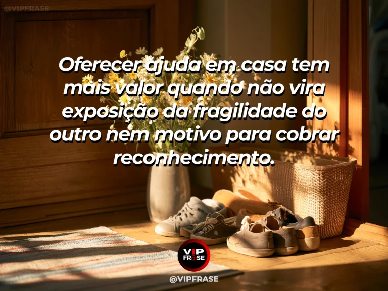 Arte com frase sobre família e apoio que preserva a dignidade, em cena de pequena bandeja de café e flores deixada discretamente.