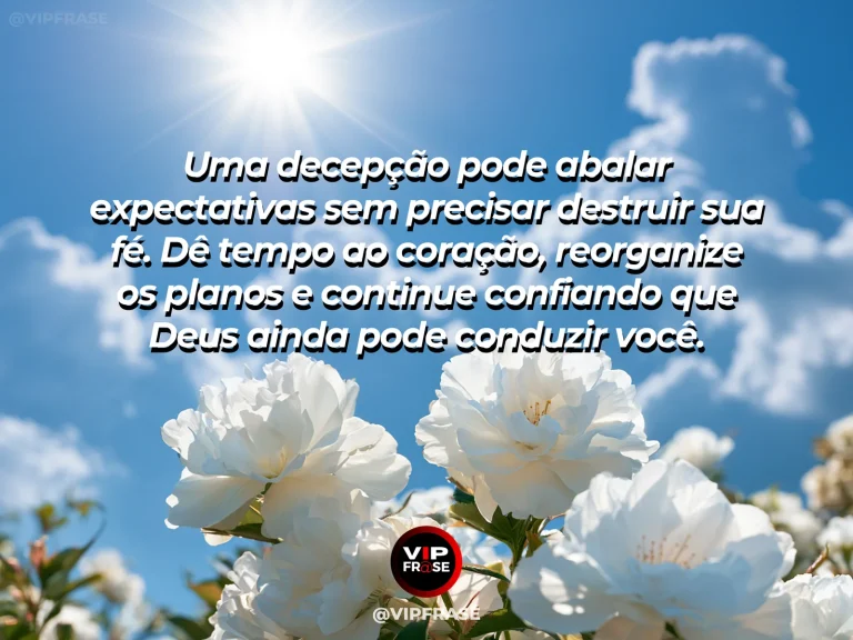 Mensagem de fé sobre confiar depois de uma frustração, com bosque de outono junto a lago azul.
