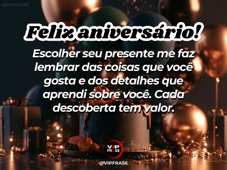 Mensagem de aniversário para namorado sobre carinho, com presentes com fitas de seda e flores vibrantes.