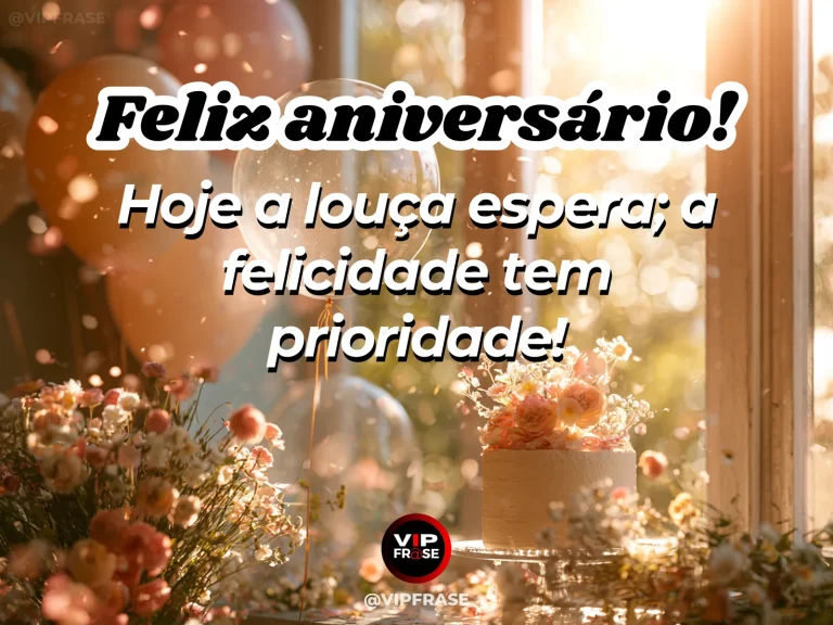 Feliz aniversário com mensagem sobre deixar a louça esperar, em arte com bolo pequeno, arranjos florais e luz do sol pela janela.