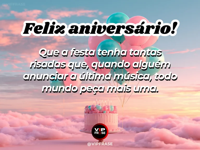 Mensagem de feliz aniversário com bolo cor-de-rosa e balões turquesa e rosa sobre nuvens ao pôr do sol.