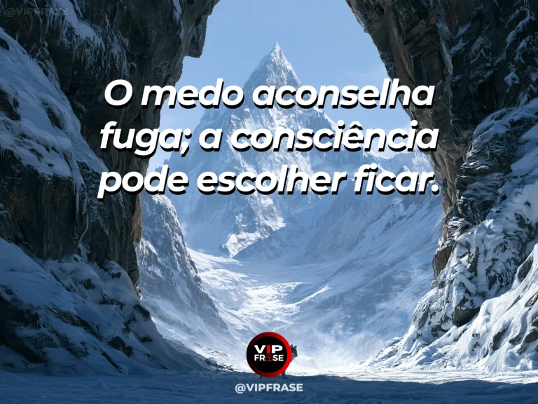 Arte com frase sobre coragem e o medo e a consciencia, ilustrada por black stallion watching an approaching snowstorm from a stable rocky summit.