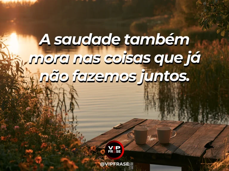 Arte de frase de saudade com varanda florida com duas cadeiras vazias.