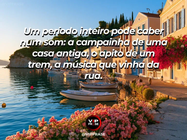 Frase sobre lembranças sonoras de outras épocas, em uma cena com estação ferroviária antiga em vila florida com trilhos sob sol suave.