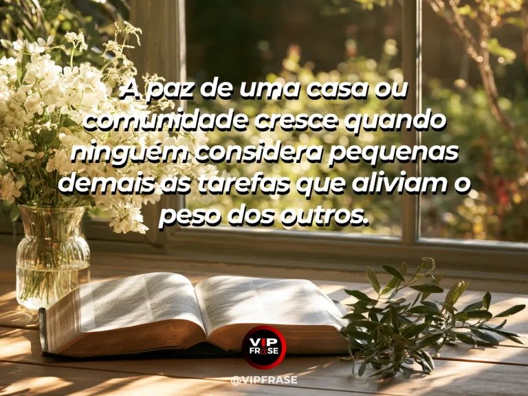 Arte com frase de paz sobre pequenos atos de serviço, em cenário de jardim florido.