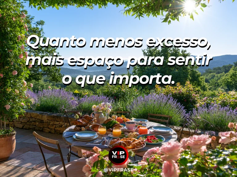 Mensagem sobre felicidade e alegria de viver, com green hill with wildflowers.