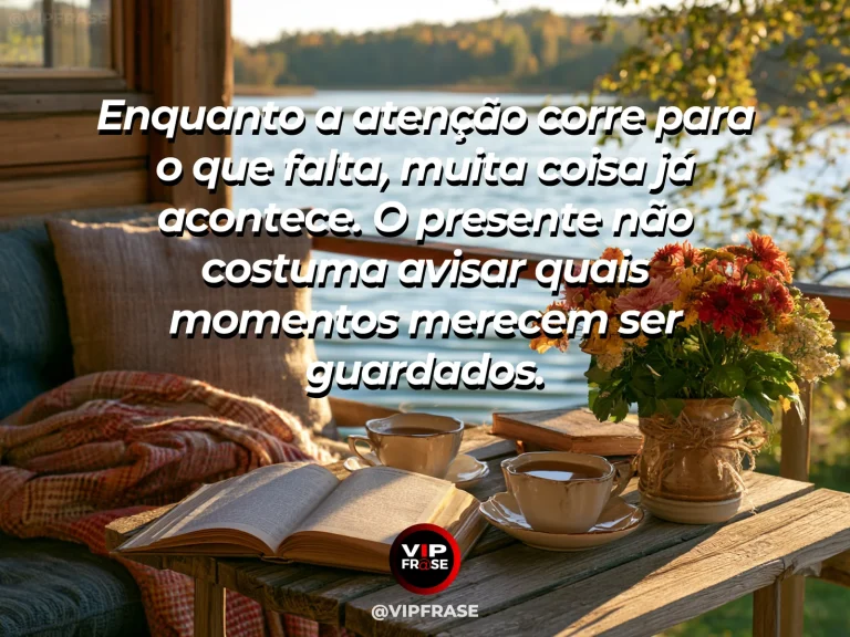 Mensagem sobre a vida com café junto ao rio com flores e luz da manhã.