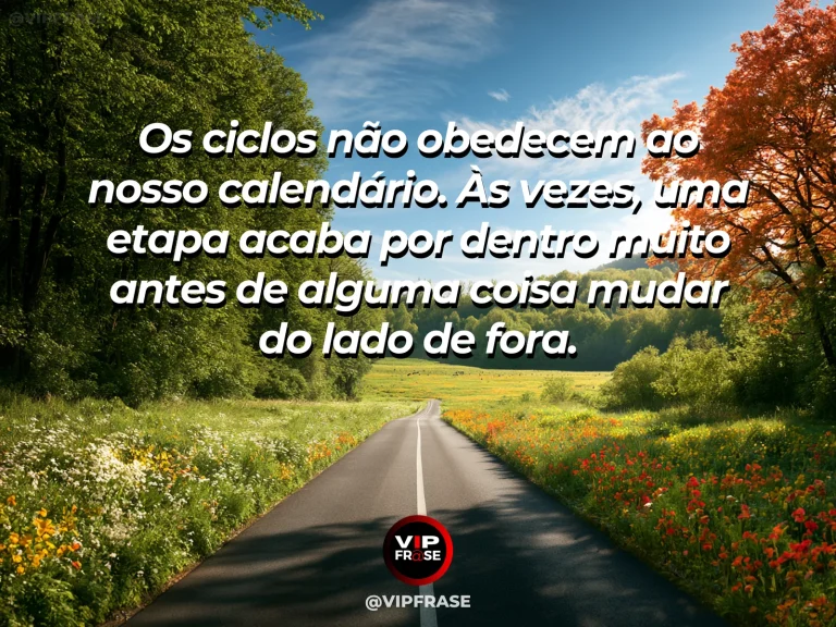 Mensagem sobre a vida com floresta verde com névoa dourada se dissipando.
