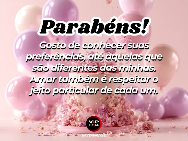 Mensagem de aniversário para esposa sobre amor e cumplicidade, com flores e luz natural.