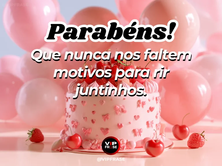 Mensagem de aniversário para esposa sobre alegria compartilhada, com cenário romântico iluminado.