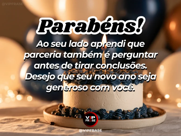 Mensagem de aniversário para marido sobre sabedoria e amor, com decoração acolhedora.