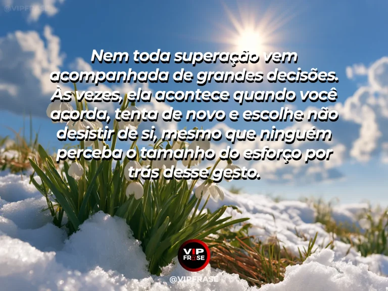 Mensagem de superação em luz da manhã sobre uma pequena planta crescendo junto à janela, simbolizando persistência diária e silenciosa.