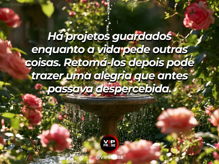 Mensagem de recomeço sobre reencontrar alegria numa atividade antiga, em cesto de trabalho artesanal retomado em varanda com flores.
