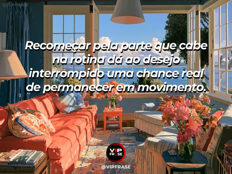 Frase sobre recomeço e retomar um desejo com espaço na rotina, em cena de caderno de rotina aberto sem escrita ao lado de vaso verde e xícara.