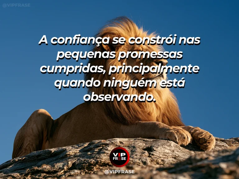 Arte com frase para status sobre confiança construída na constância, com ponte robusta de pedra sobre rio transparente e bosque verde.