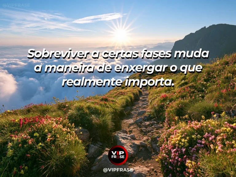 Frase de superação em high ridge above clouds with golden horizon.